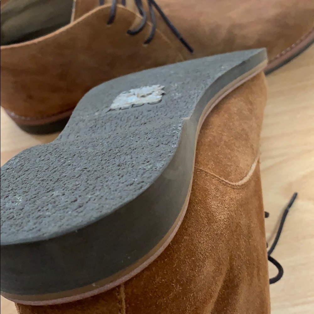 Boot - Picture 5 of 8